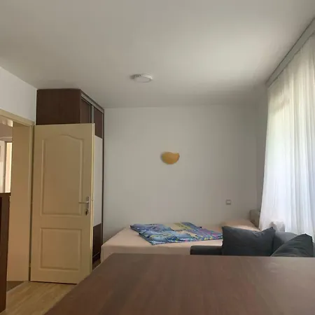 Cvet * 兹拉蒂博尔